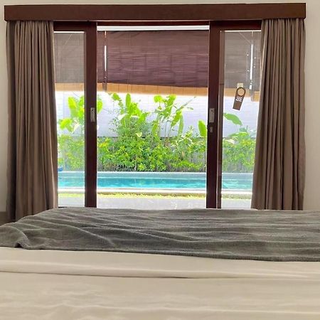 Heart Of Canggu - Villa Embra Luaran gambar